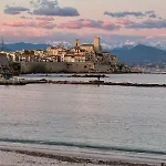 Apartman Centre Dernier Etage 2 Pieces Antibes