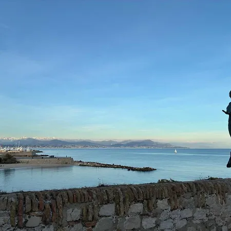 Centre Dernier Etage 2 Pieces Apartment Antibes