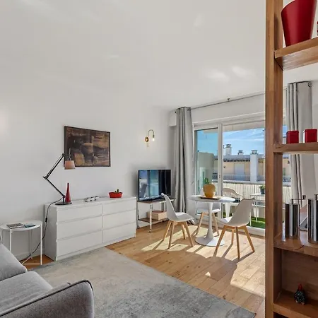 Centre Dernier Etage 2 Pieces